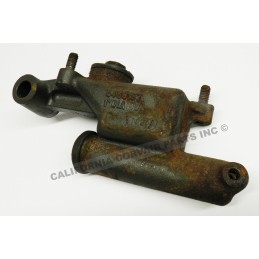 USED MASTER CYLINDER - 1960-61