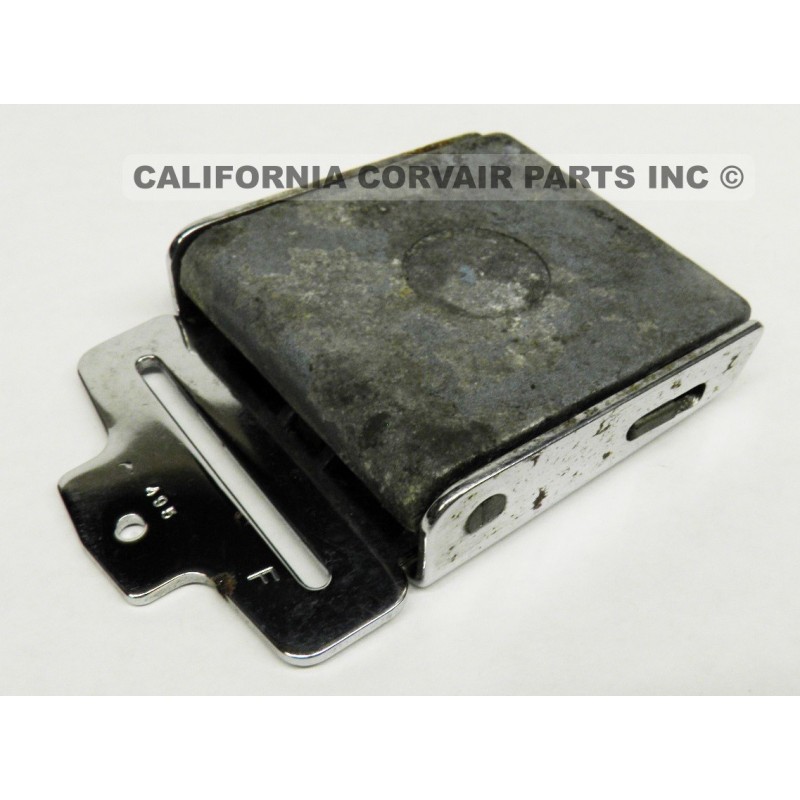USED CHEVROLET SEAT BELT BUCKLE - 1964