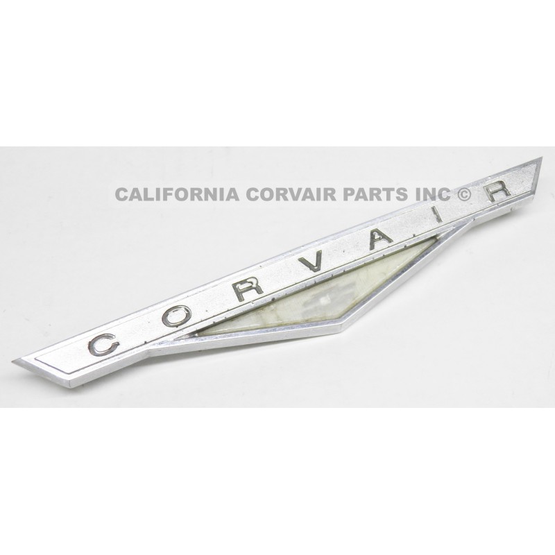 USED 1961 ENGINE LID EMBLEM