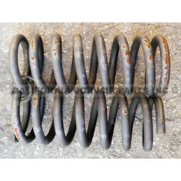 USED REAR COIL SPRINGS - VAN