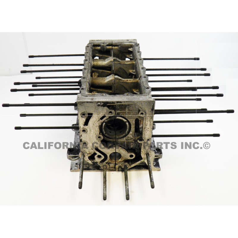USED 1965-67 110 HP ENGINE CASE - T1202RH