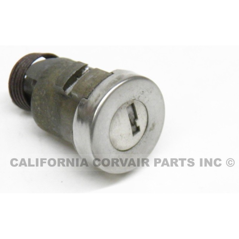 USED TRUNK LOCK - 1965