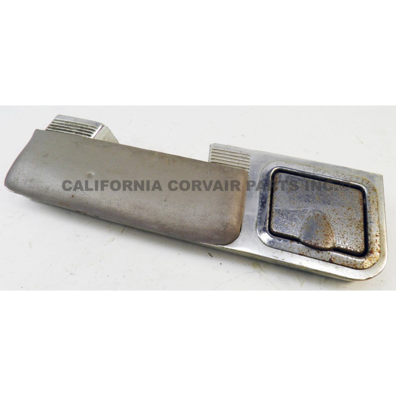 USED 1961-64 REAR ARM REST - RIGHT SIDE