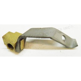USED 1960-61 BRAKE TEE - REAR